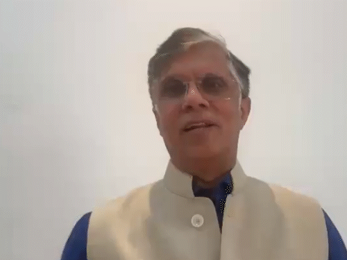 पवन खेड़ा ने तेलंगाना HC में अग्रिम जमानत अर्जी दी:एक दिन पहले असम पुलिस ने दिल्ली आवास पर छापेमारी की; कहा - हिमंता ने मुझ पर पुलिस छोड़ी