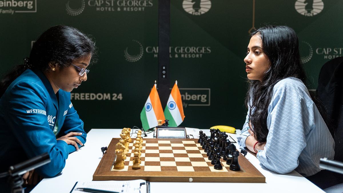 वैशाली ने दिव्या को हराया, संयुक्त बढ़त पर बनी हुई है