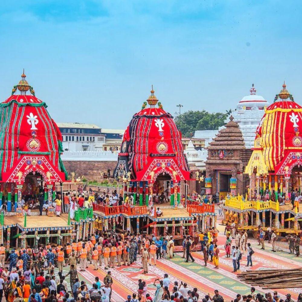 जगन्नाथ पुरी के राजा का राष्ट्रपति और पीएम को लेटर:कहा- ISKCON का अलग समय पर रथयात्रा आयोजित करना गलत; परंपरा की रक्षा करने की अपील