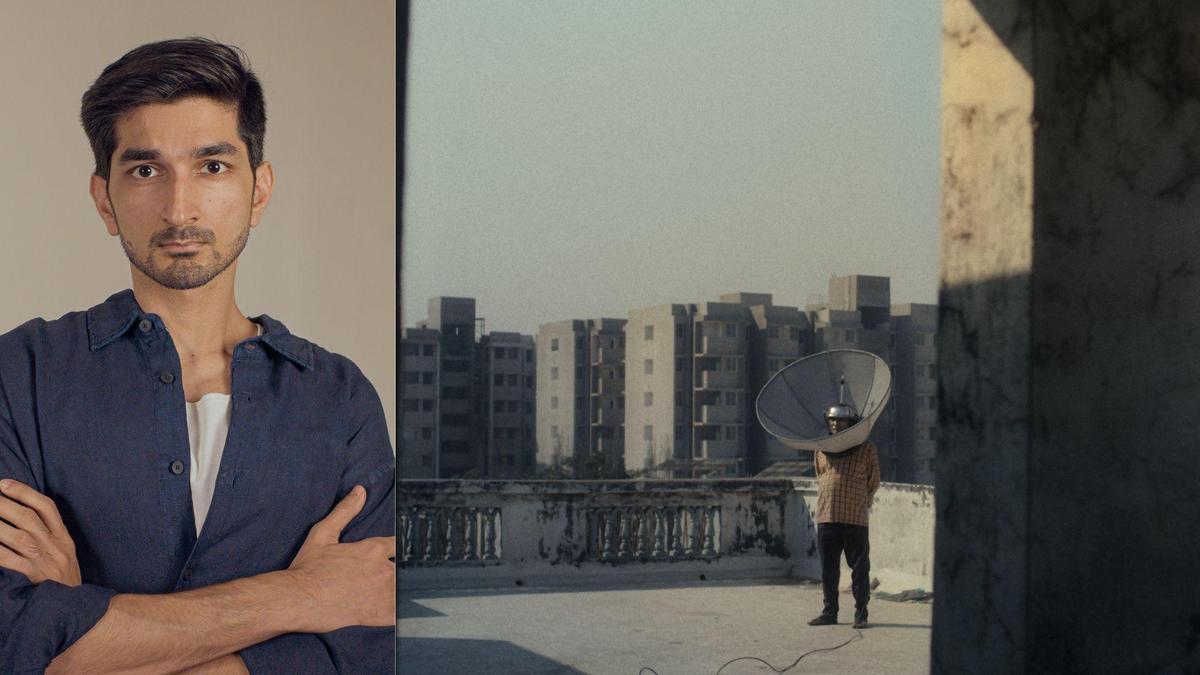 कैसे इस निर्देशक ने एआई चिंता को एक बेतुकी, पुरस्कार विजेता कॉमेडी में बदल दिया