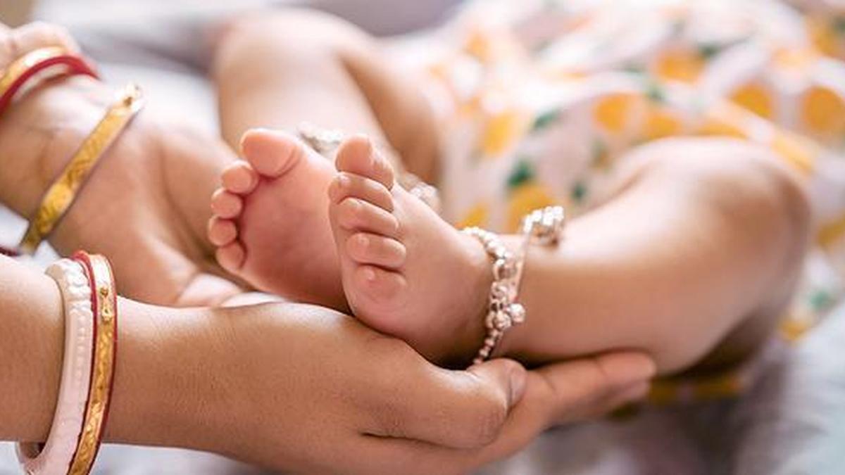 क्यों अधिक भारतीय दम्पत्तियों में द्वितीयक बांझपन का निदान किया जा रहा है?