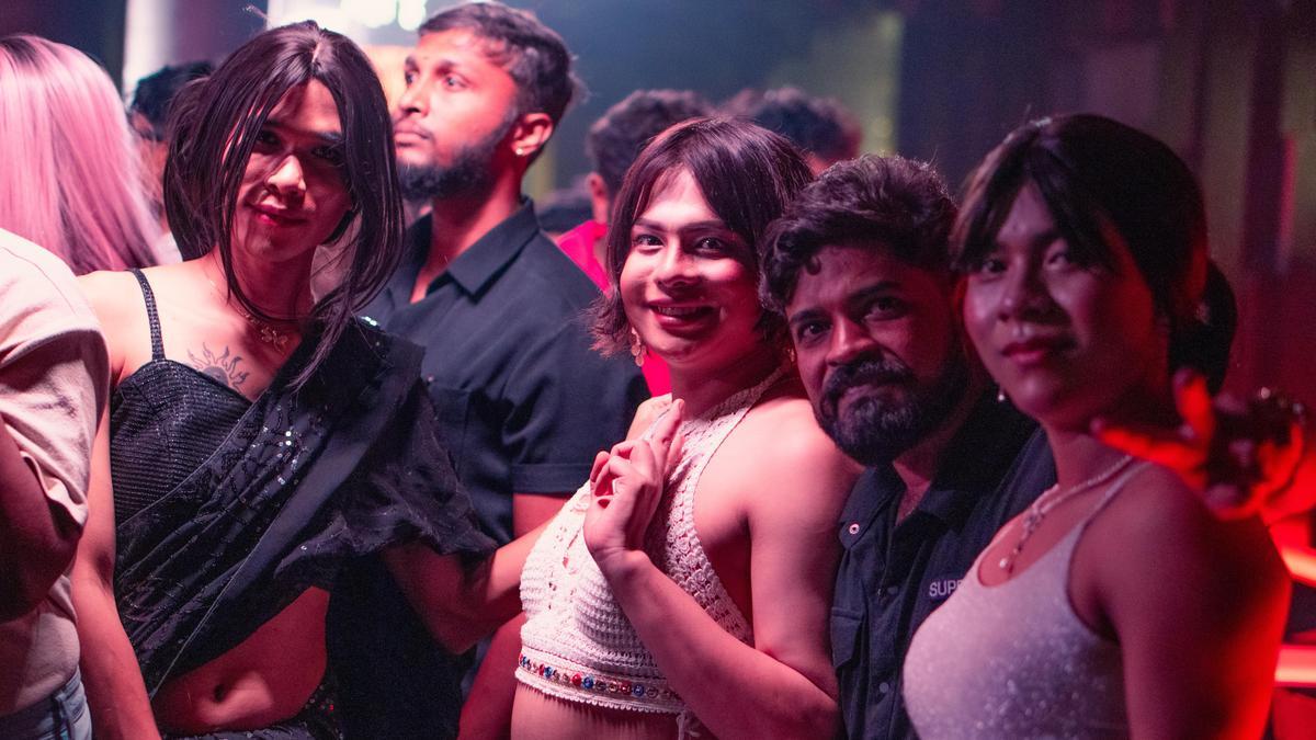 आप बेंगलुरु के किटी को में जीवन और प्यार का जश्न मनाने आएं