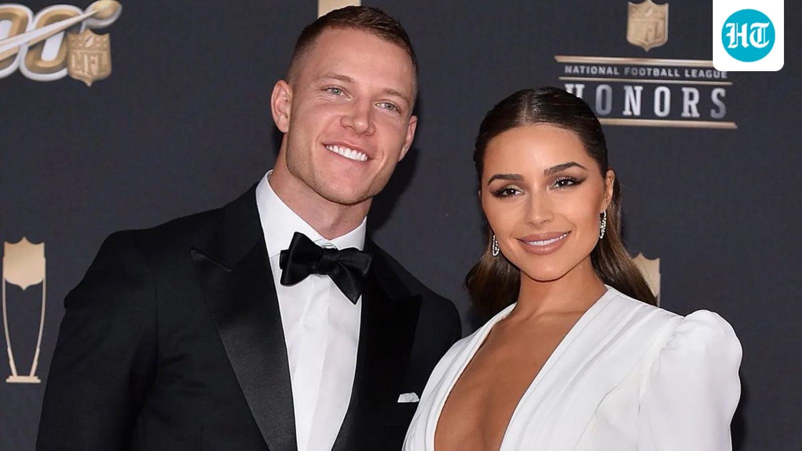 8 महीने की उम्र में $325 क्रिश्चियन लॉबाउटिन? ओलिविया कल्पो ने छोटे गुलाबी फ्लैटों से बेटी को बिगाड़ दिया